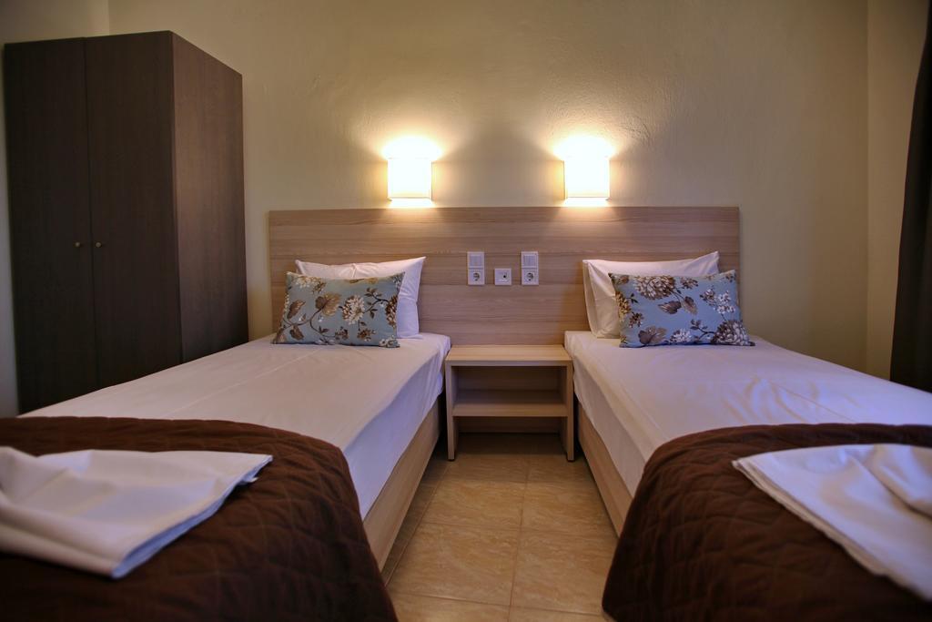 Aktaion Guest Rooms Skopelos Quarto foto