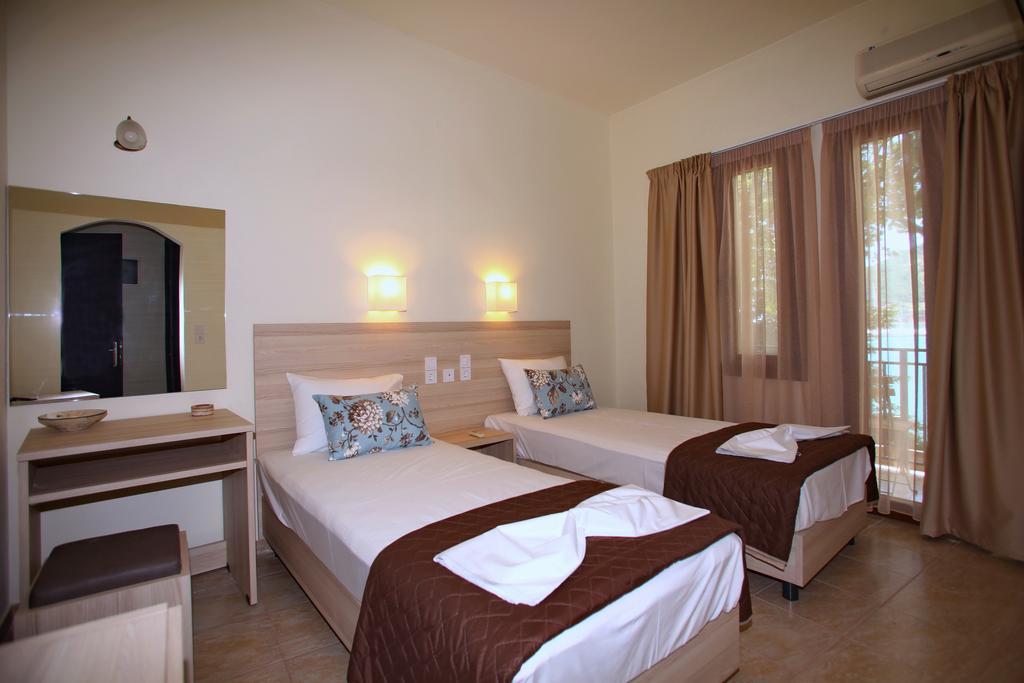 Aktaion Guest Rooms Skopelos Quarto foto